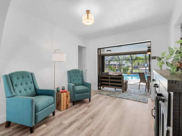 Luxurious Waterfront Retreat un Cape Coral - Unforgettable Vacation Awaits
